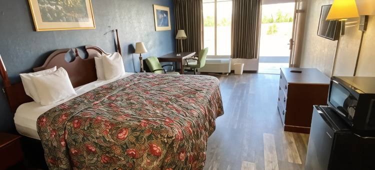 佛罗里达玛丽安娜 6 号汽车旅馆(Motel 6 Marianna, FL)图片