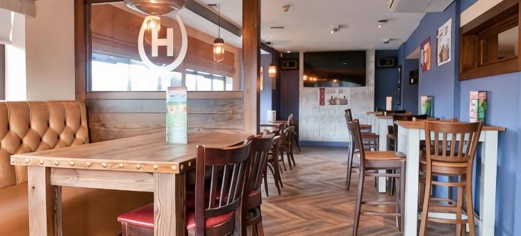 布罗顿酒店(The Broughton Hotel by Greene King Inns)图片