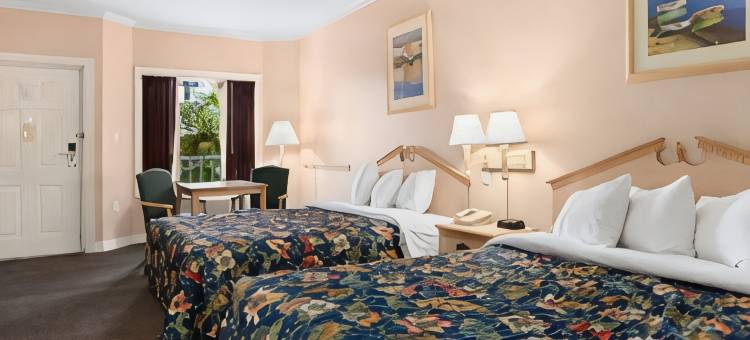 金斯兰戴斯酒店(Days Inn by Wyndham Kingsland GA)图片