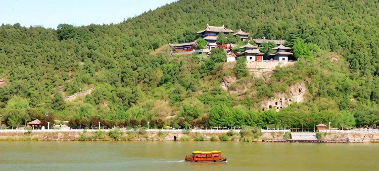 洛阳龙馨客栈(龙门石窟店)图片