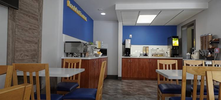 尼亚加拉瀑布附近戴斯酒店(Days Inn by Wyndham Niagara Falls Near the Falls)图片