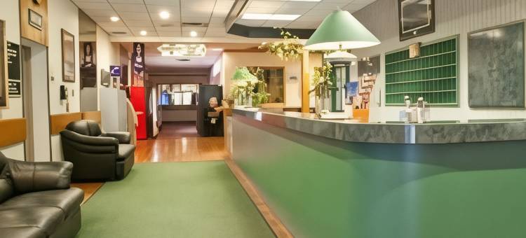 克雷斯特伍德酒店(Crestwood Hotel)图片