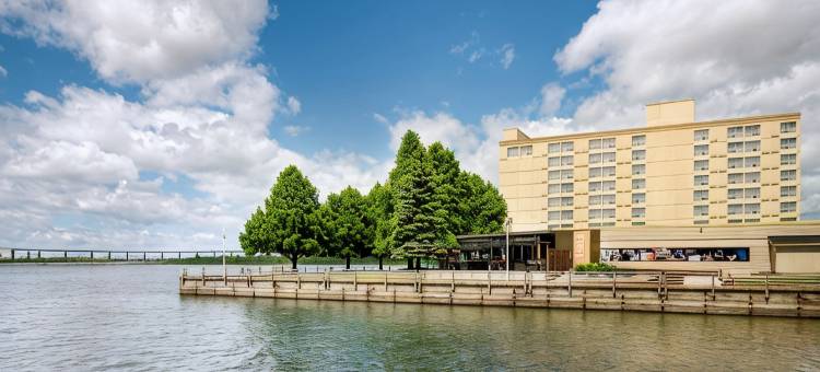 苏圣玛丽湖滨德尔塔酒店(Delta Hotels Sault Ste. Marie Waterfront)图片