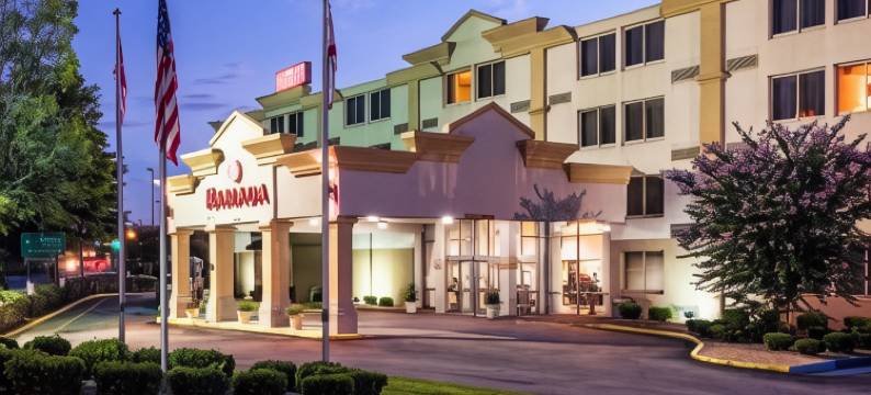 伯明翰机场华美达酒店(Ramada by Wyndham Birmingham Airport)图片