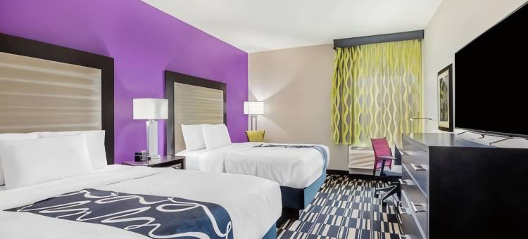 迈克艾伦会议中心拉昆塔温德姆套房酒店(La Quinta Inn & Suites by Wyndham McAllen Convention Center)图片