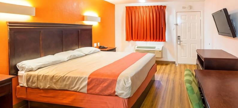 红橡树6号汽车旅馆(Motel 6 Red Oak, TX - Dallas)图片