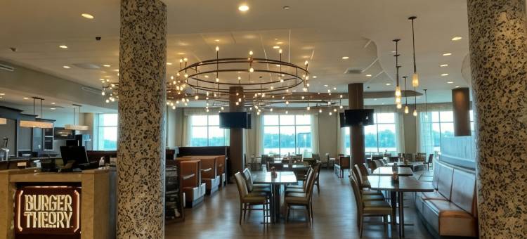 欧文斯伯勒河滨假日酒店(Holiday Inn Owensboro Riverfront)图片