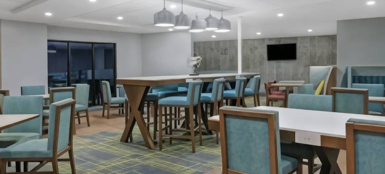 韦斯特菲尔德欢朋酒店(Hampton Inn Westfield)图片