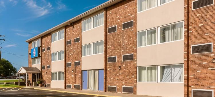 新斯坦顿6号汽车旅馆(Motel 6 New Stanton, PA)图片