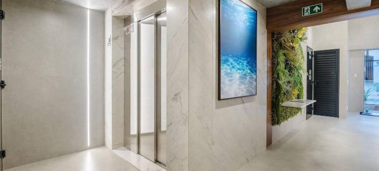 距离海滩300米的新公寓楼 - EEP(Building with New Apartments 300m from the Beach - Eep)图片