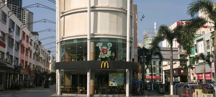 中南住宿(佛山黄岐商业中心店)图片