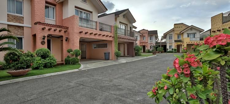 麦克坦皇冠丽晶套房酒店(Crown Regency Suites Mactan)图片