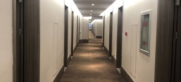 汉庭酒店(抚顺清原火车站白云街店)图片