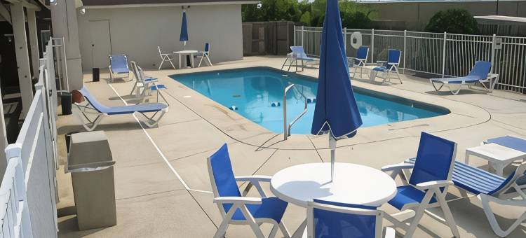 温德姆圣查尔斯戴斯酒店(Days Inn by Wyndham St. Charles IL)图片