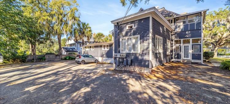 维多利亚庄园：银泉&国王堡历史公园市中心公寓(Victorian Manor: Downtown Apt, near Silver Springs & Fort King Historic Park)图片