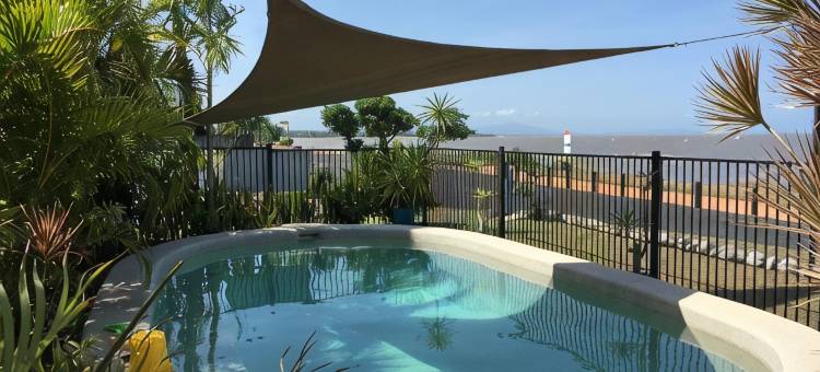 卡德威尔海滨汽车旅馆(Cardwell Beachfront Motel)图片