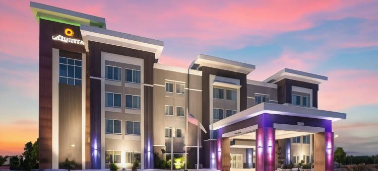 斯普林菲尔德拉昆塔温德姆套房酒店(La Quinta Inn & Suites by Wyndham Springfield IL)图片