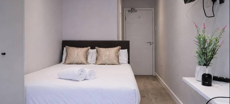沃尔顿套房酒店(Walton Suites)图片