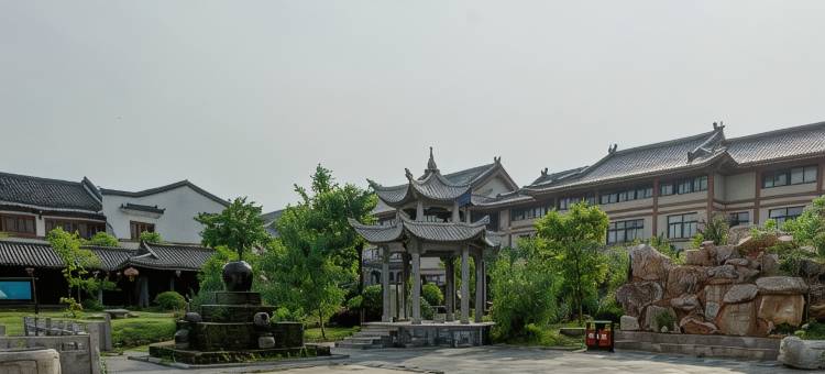 格林东方池州大润发酒店图片