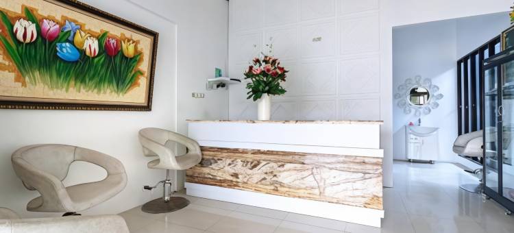 城市景观丹妮拉占碑酒店(Urbanview Daniela Jambi by RedDoorz)图片