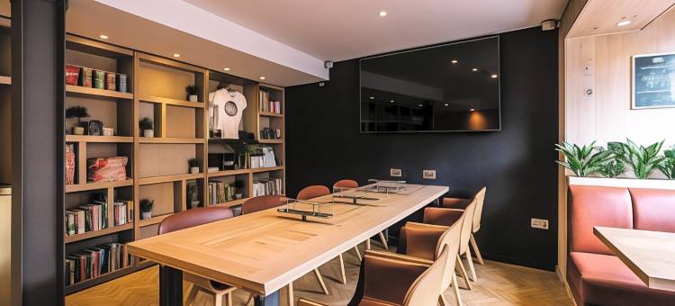 跳蚤市场酒店(Grassmarket Hotel)图片