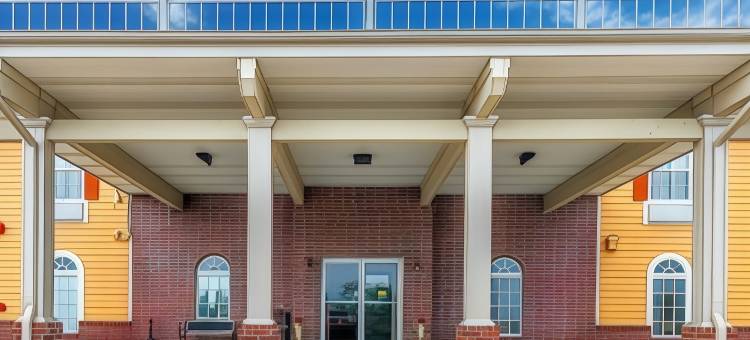 切斯特菲尔德村凯艺套房酒店(Quality Inn & Suites Chesterfield Village)图片