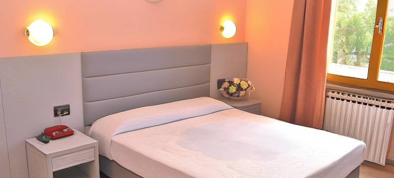 美利迪亚纳酒店(Hotel la Meridiana)图片