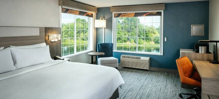 Holiday Inn Express 科瓦利斯，在河(Holiday Inn Express Corvallis-on the River)图片