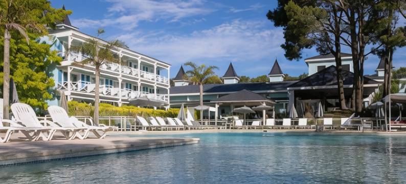 卡瑞罗马达里亚加豪生国际酒店及会议中心(Howard Johnson by Wyndham Carilo Convention Center)图片