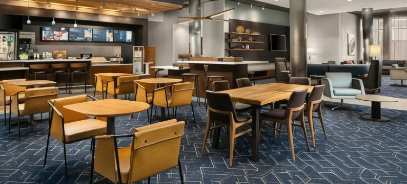 斯普林莱克费耶特维尔布拉格堡万怡酒店(Courtyard by Marriott Fayetteville Fort Bragg Spring Lake)图片