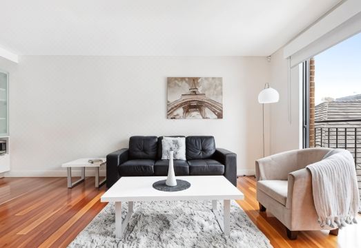 Parklane Apartments Hotel Overview