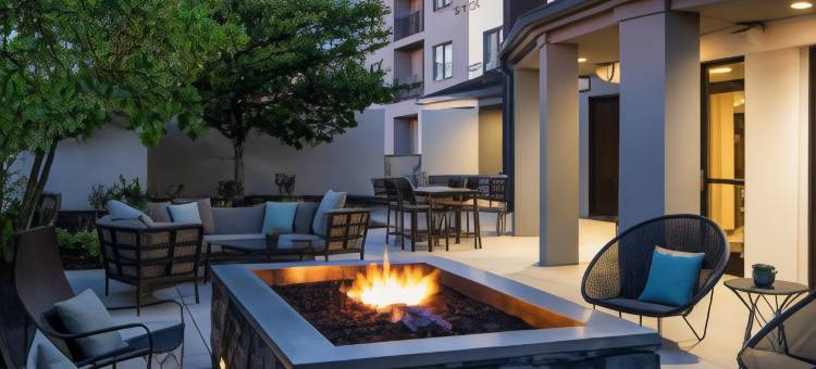 弗洛伦斯辛辛那提机场南万怡酒店(Courtyard Cincinnati Airport South/Florence)图片