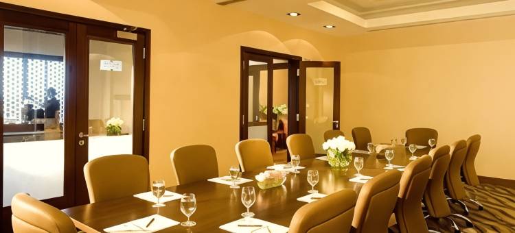 迪拜La Suite酒店及公寓(La Suite Dubai Hotel & Apartments)图片