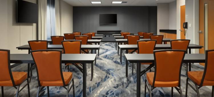 布雷默顿万枫酒店(Fairfield Inn & Suites Seattle Bremerton)图片