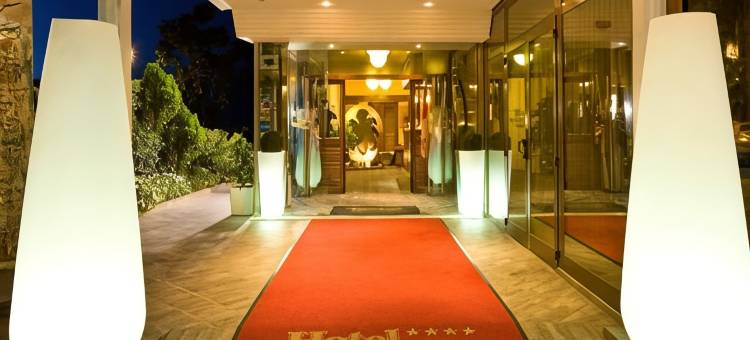 萨伏依酒店(Hotel Savoy)图片