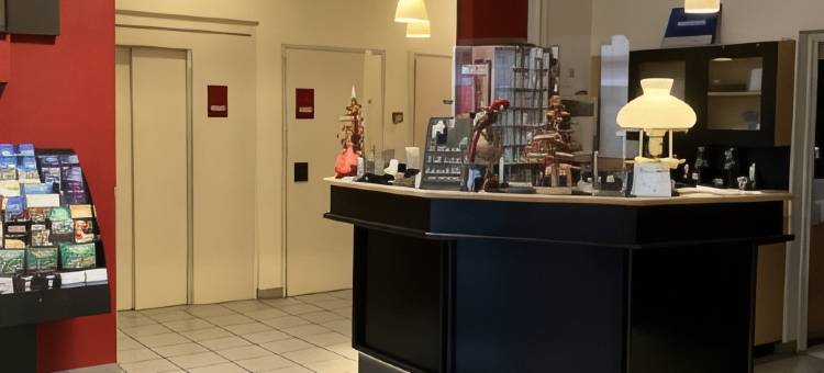 福西尼西克鲁斯原创城市酒店(The Originals City, Hôtel du Faucigny, Cluses Ouest)图片