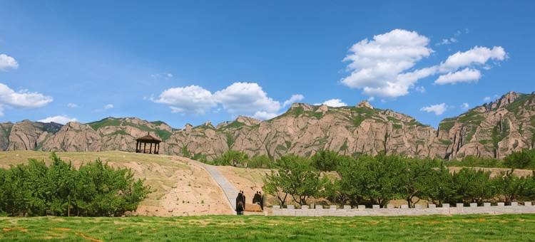 蔚县翠峰山庄图片