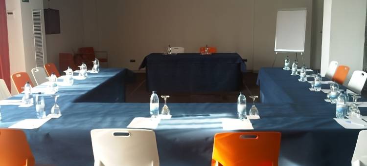 巴塞罗那鲁维住宿加早餐酒店(B&B Hotel Barcelona Rubí)图片