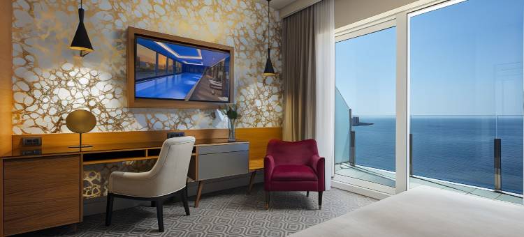 阿里斯顿皇家酒店(Royal Ariston Hotel)图片