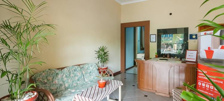 红多兹伊斯兰酒店-近斯拉根中央公园(RedDoorz Syariah @ Sakinah Guesthouse)图片
