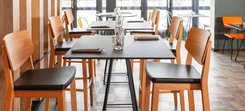 宜必思蓬塔利耶酒店(Ibis Pontarlier)图片