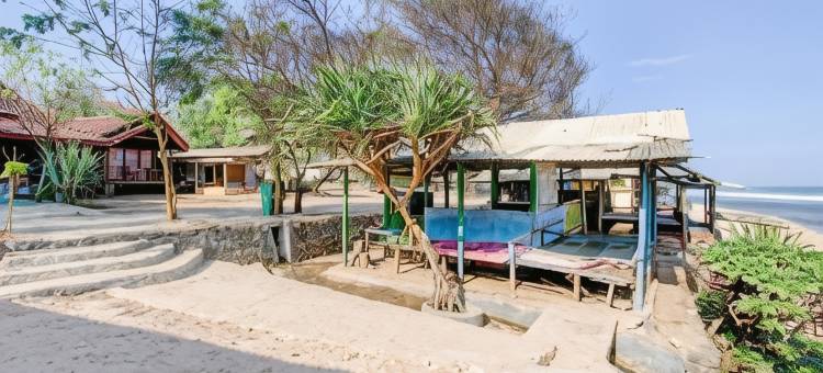 O 维克图里斯度假村靠近潘泰塞潘章(Hotel O Victouris ResortNearPantai Sepanjang)图片