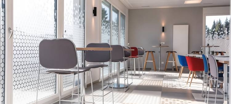 卢塞恩-诺伊恩基希智选假日酒店(Holiday Inn Express Luzern - Neuenkirch)图片