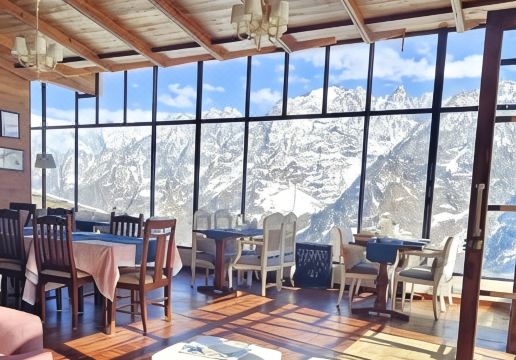 Faraway Cottages, AuliHotel Overview