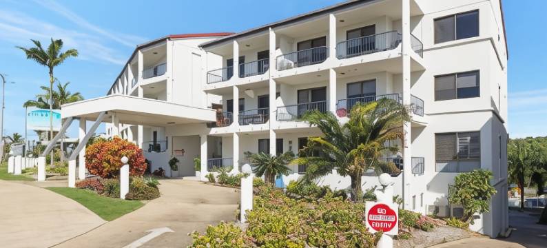 拉莫尔假日公寓酒店(L'Amor Holiday Apartments)图片