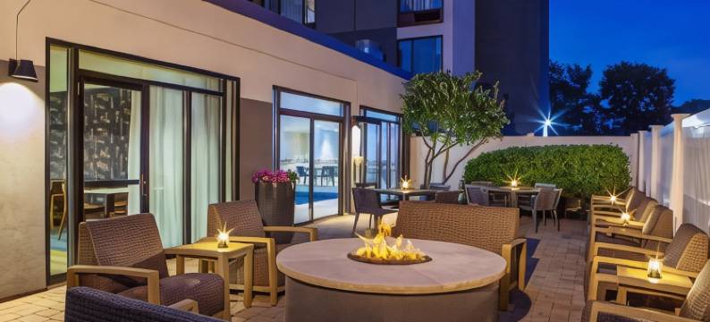 波士顿马尔伯勒万怡酒店(Courtyard Boston Marlborough)图片