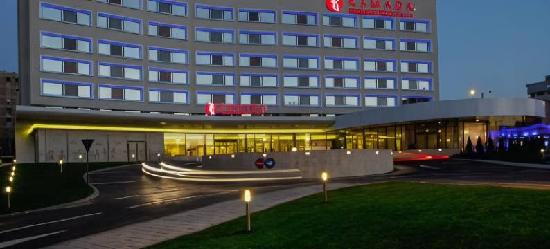 克拉约瓦温德姆华美达广场酒店(Ramada Plaza by Wyndham Craiova)图片