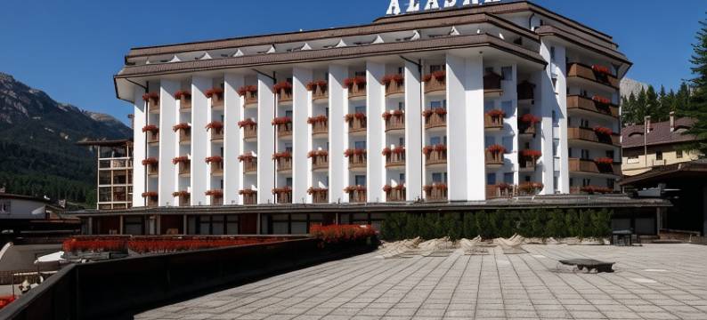 阿拉斯加科尔蒂纳酒店(Hotel Alaska Cortina)图片
