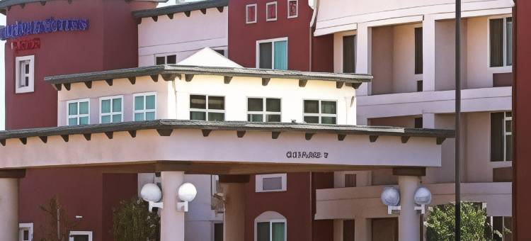 Fairfield Inn & Suites Oakland Hayward图片