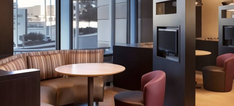 印第安纳波利斯市中心万怡酒店(Courtyard Indianapolis Downtown)图片